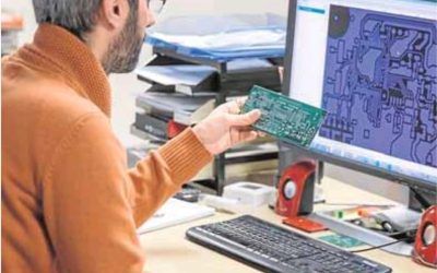 Máster Ingenieros crea un sistema de acceso automático y sin contacto a la comunidad